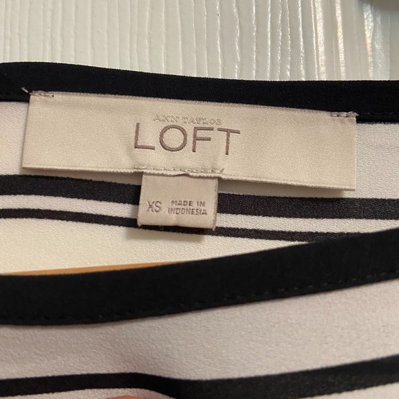 LOFT Blouse White and Black Stripes XS - Picture 4 of 6